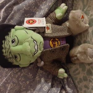 Hard Rock Cafe Limited Edition Collectible  Plush Niagara Falls 04 Frankenstein